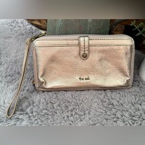 The Sal - Women’s Silver Leather Wristlet Clutch Purse